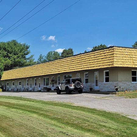 Maciver'S Motel And Camp Blind River Esterno foto